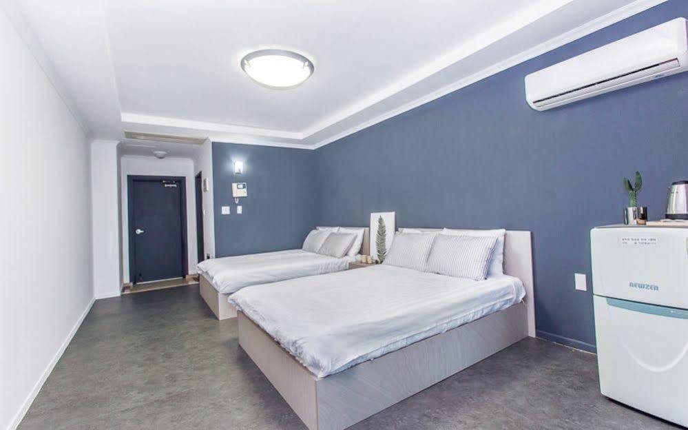 Maniju Pension Oedo-dong Экстерьер фото